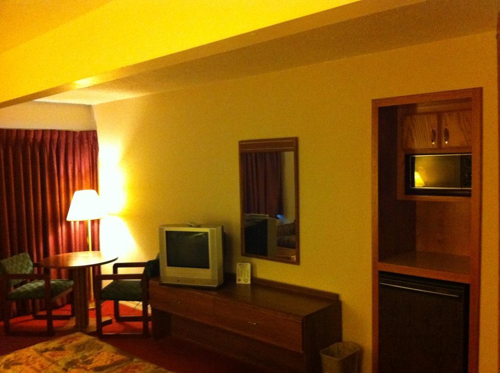 Econo Lodge Near Snake River Idaho Falls Exteriör bild